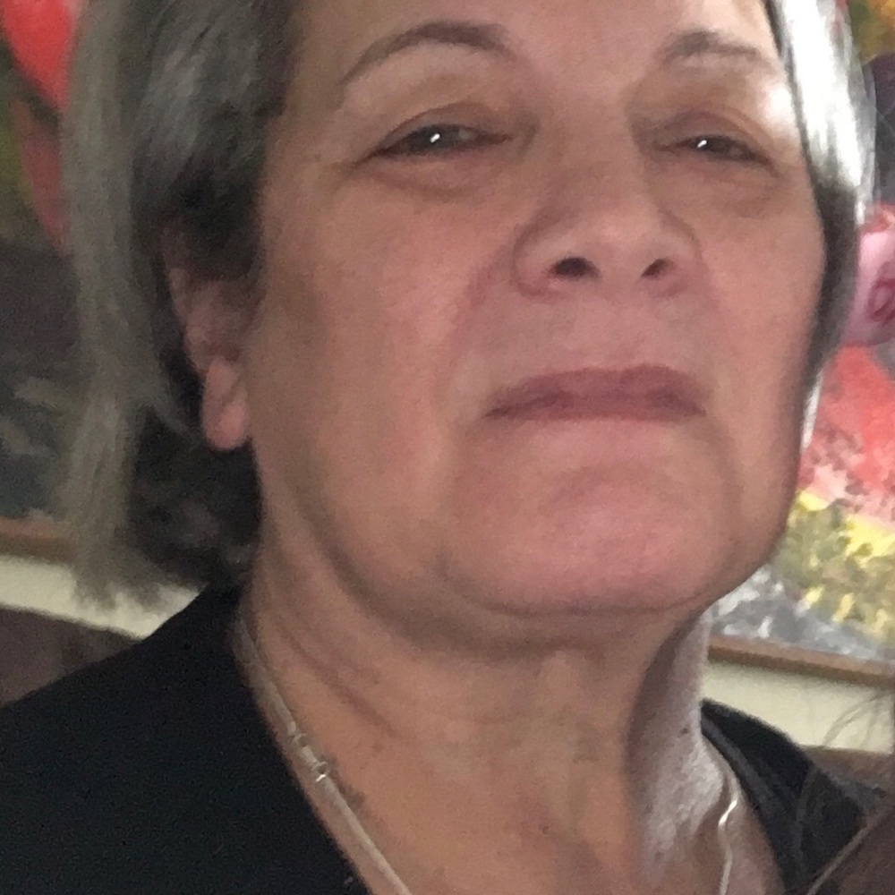 Meet your Posher, Damaris